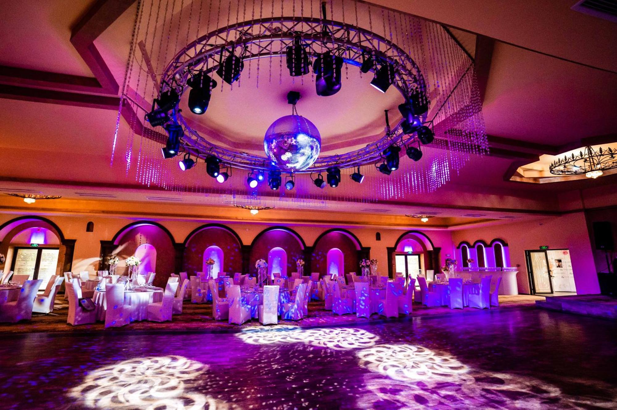 Green Garden Resort Odobesti Экстерьер фото