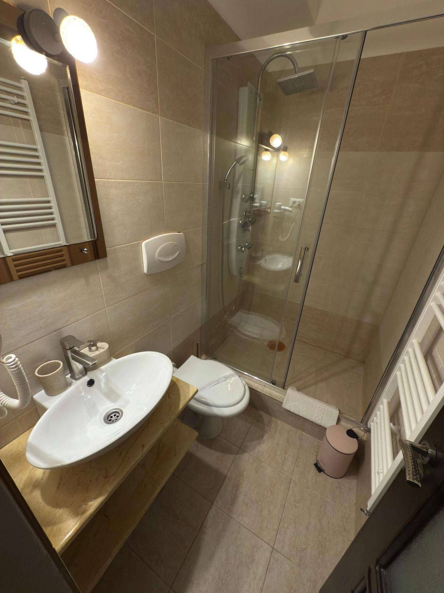 Green Garden Resort Odobesti Экстерьер фото